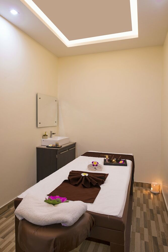 Hotel Clarks Inn Suites Katra