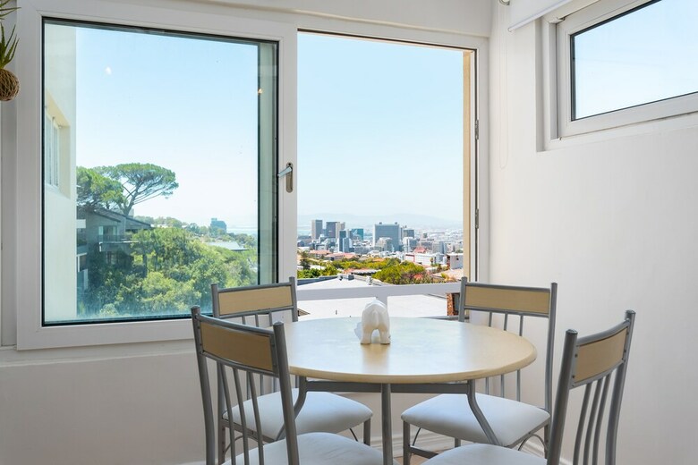 Apartamentos Harbour Lights 306 - Adults Only