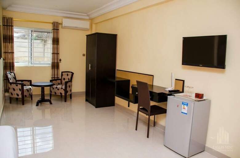 Eagles'nest International Hotel