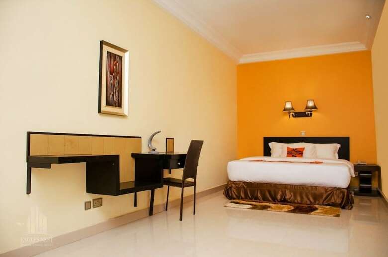 Eagles'nest International Hotel