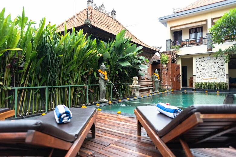 Hotel Buana Homestay