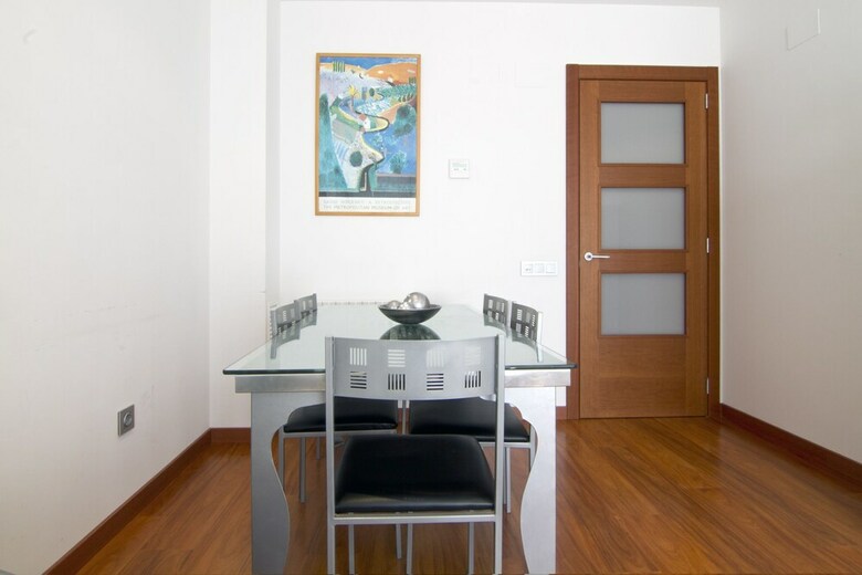 Apartamentos Pompeu Bajos