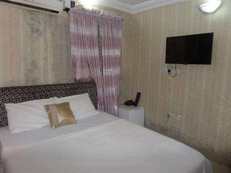 Hotel Green Royal Suites Annex