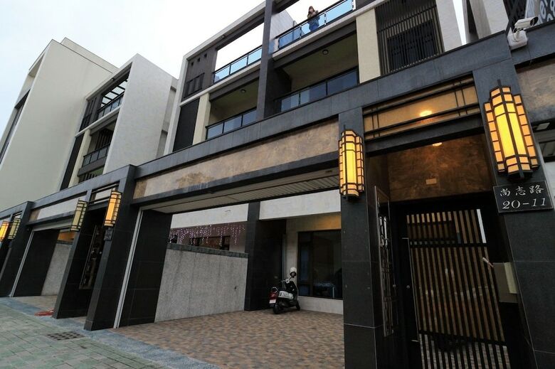Hotel Slowly Times Homestay