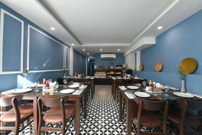 Hanoi Elpis Central Hotel