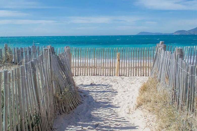 Hotel H�tel Almanarre Plage