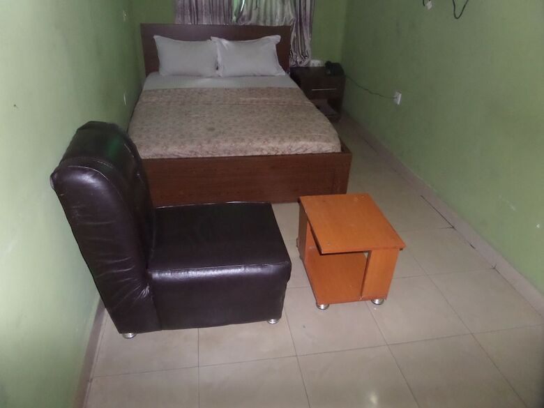 Terris Hotel And Suites