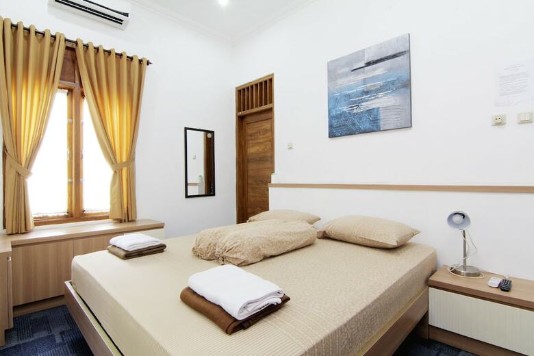 Embe Joglo Homestay