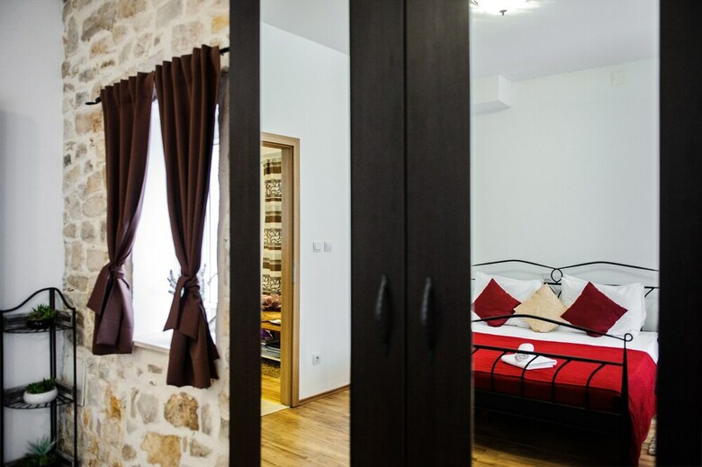 Apartment Peristil Aurea