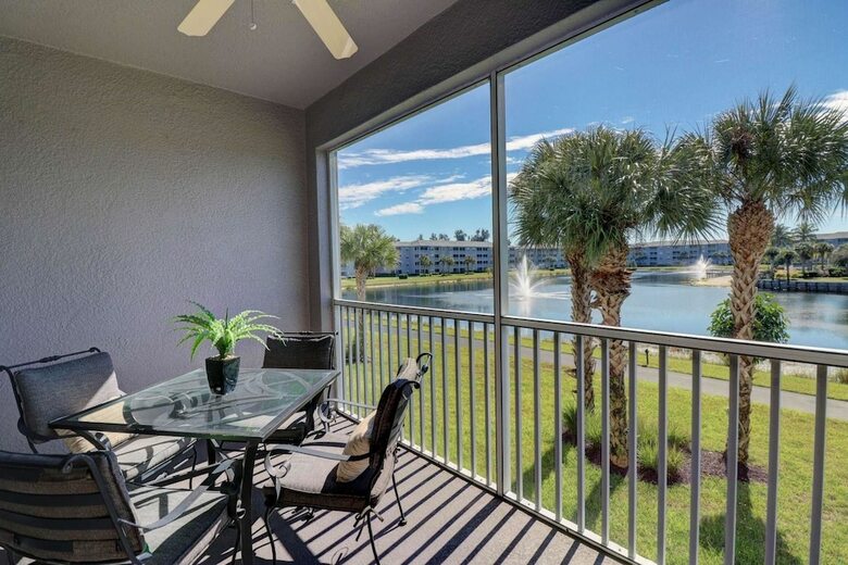 16655 Lake Circle Dr #825