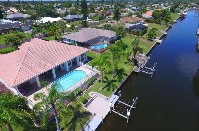 Se Cape Coral Gulf Access Vacation Pool Home