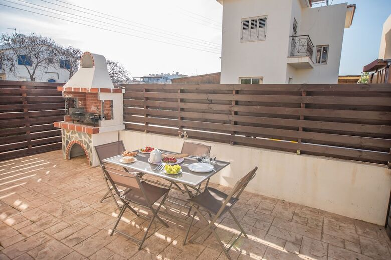 Villa Kapparis Two Bedroom House No 8