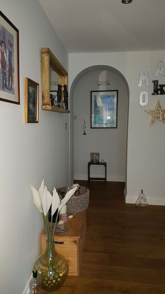 Bed & Breakfast West Waterhead