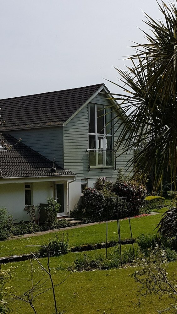 Bed & Breakfast West Waterhead