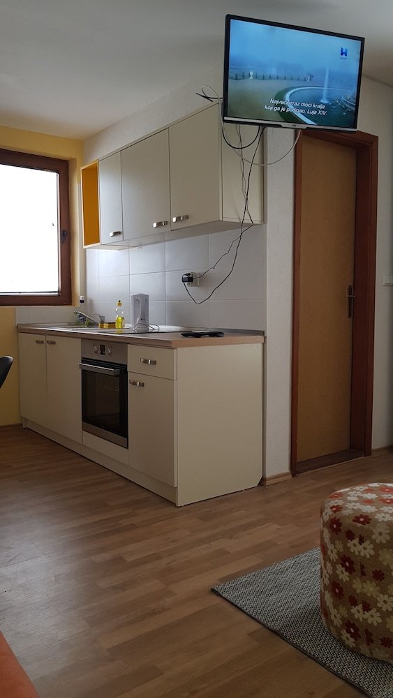 New Age Apartments Vla?i?