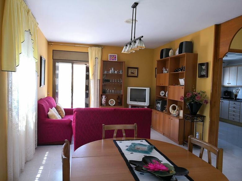 Villa Con Jard�n Piscina Y Cerca Playa