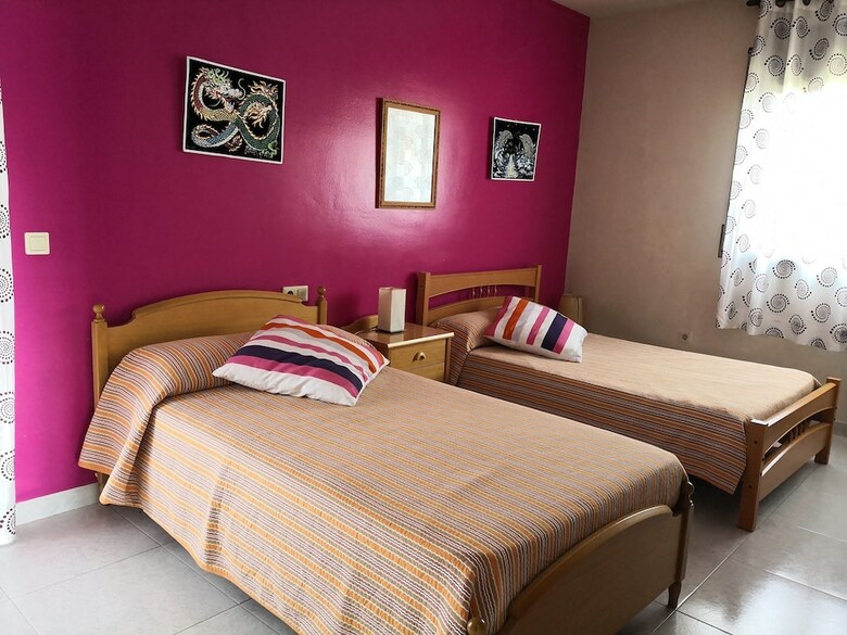 Villa Con Jard�n Piscina Y Cerca Playa
