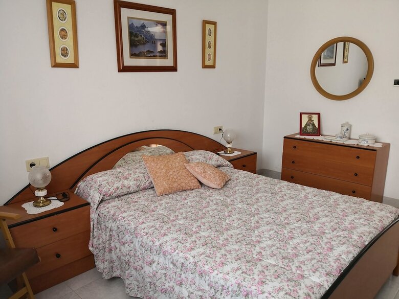 Villa Con Jard�n Piscina Y Cerca Playa