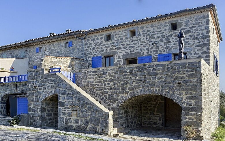 Mas de Guilhaumon C�t� Garrigue