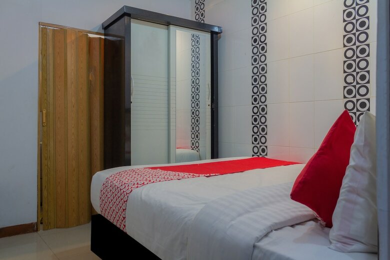 Hotel Oyo 649 K68 Residence