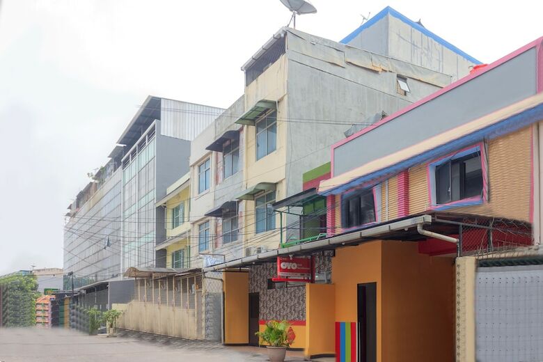 Hotel Oyo 649 K68 Residence