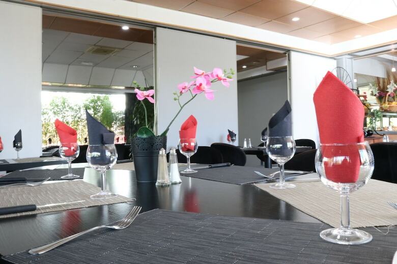 Hotel H�tel Restaurant Cl�ment Ader