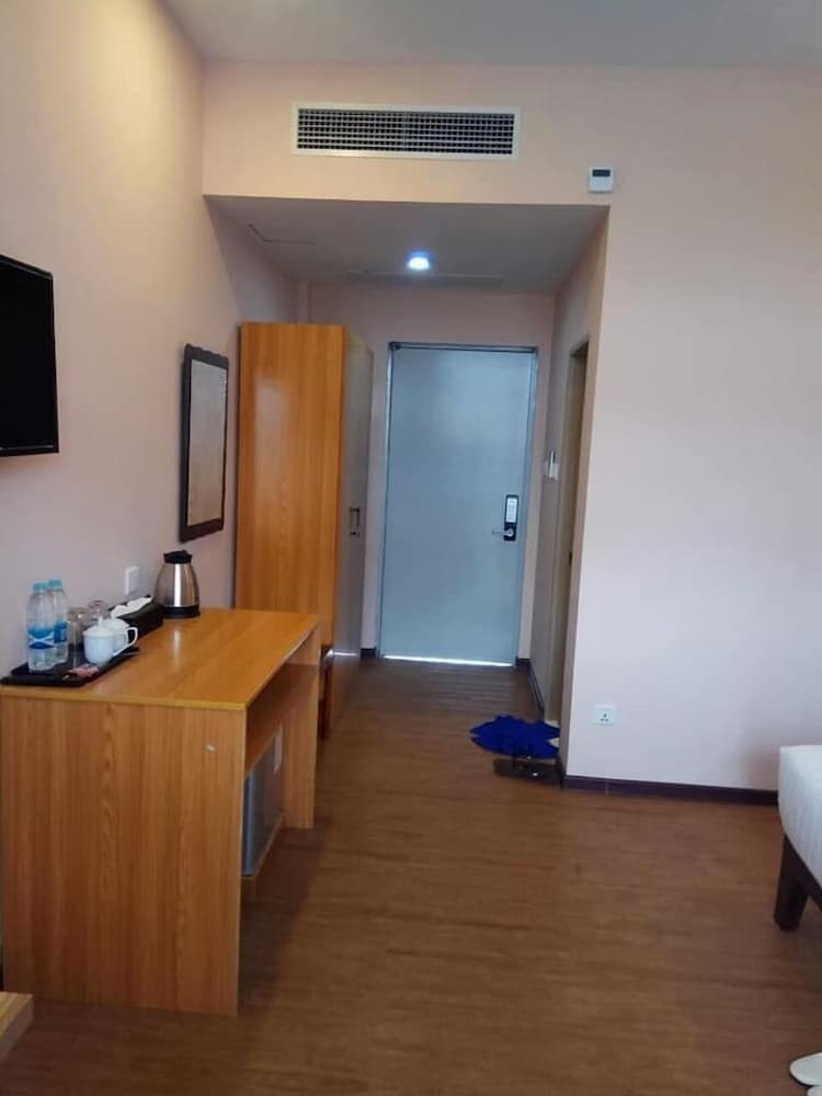 Peach Hotel Inle