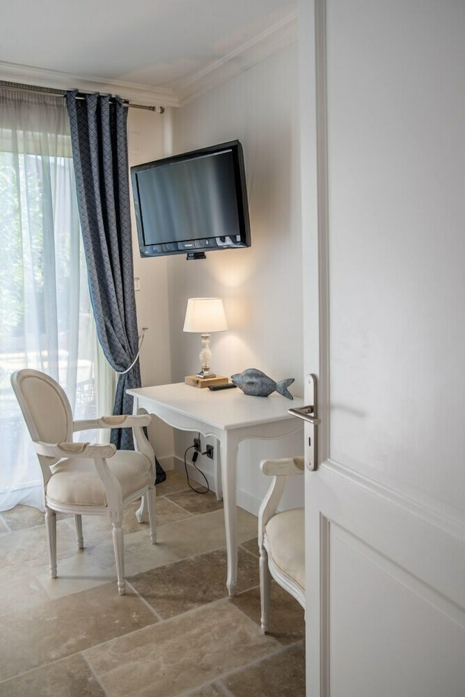 Hotel Le Mas Angelussi