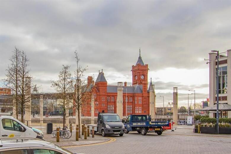 3 Bed Apartment - Mermaid Quay