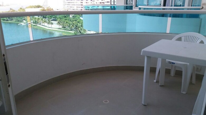 Apartamentos Torres Del Lago