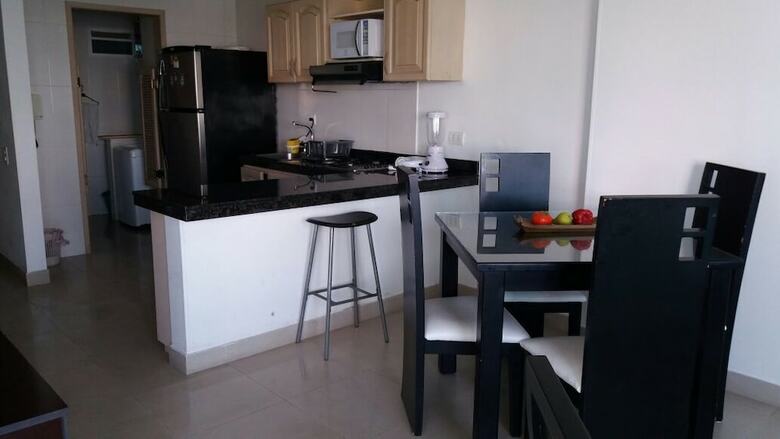 Apartamentos Torres Del Lago