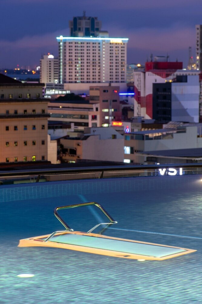 Apartamentos Maca Deluxe Suite By D Imperio Homestay Penang