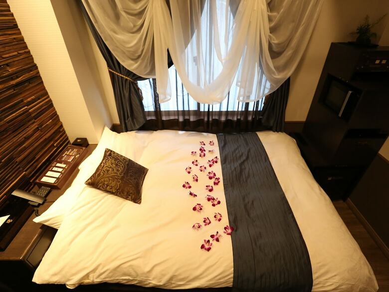 Hotel Petit Bali Higashishinjuku - Adults Only