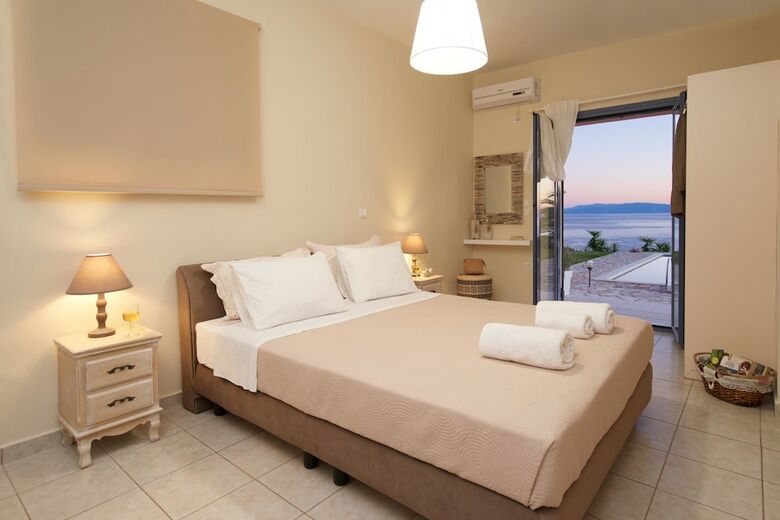 Trapezaki Villas