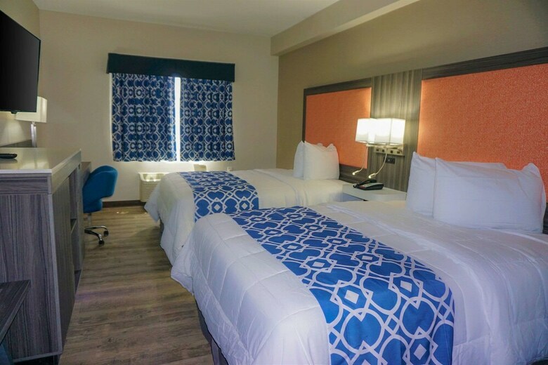 The Waves Hotel, Ascend Hotel Collection