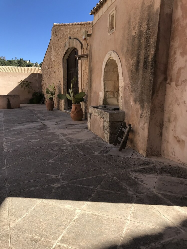 Hotel Eremo Madonna Delle Grazie