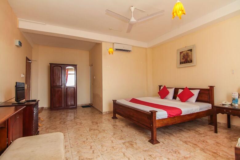Oyo 111 Sea Shine Beach Hotel