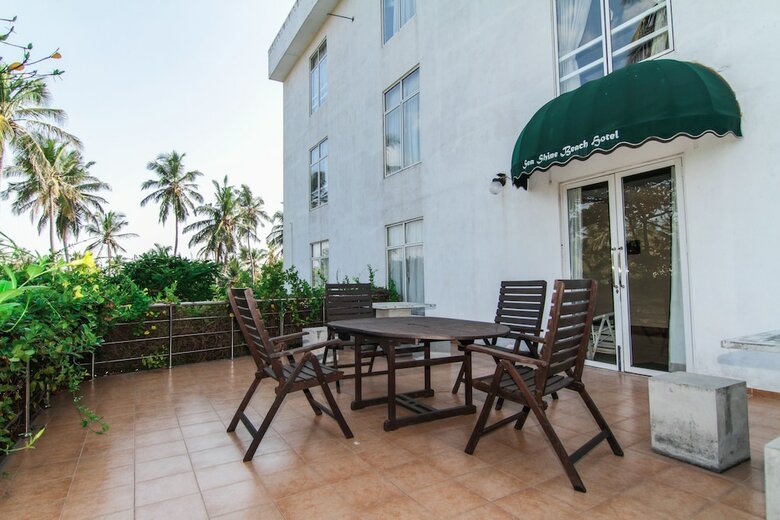 Oyo 111 Sea Shine Beach Hotel
