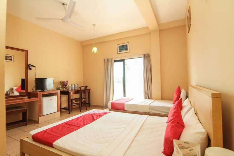 Oyo 111 Sea Shine Beach Hotel