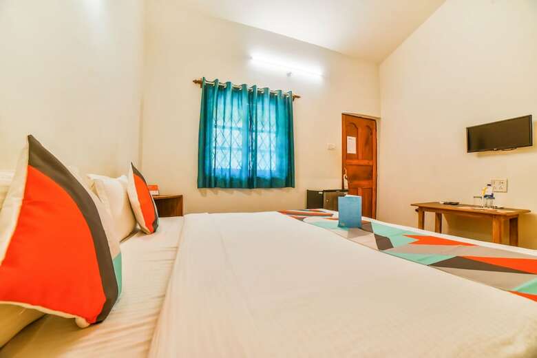 Fabhotel Vagator Cottages