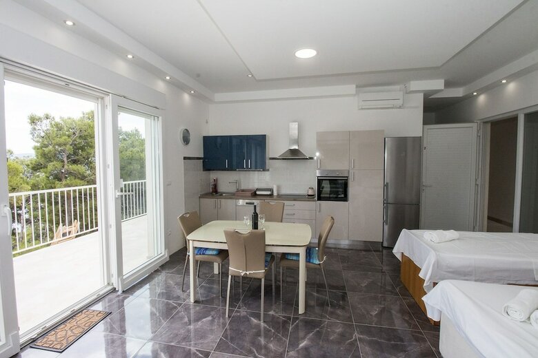 Luxury Apartment Ina