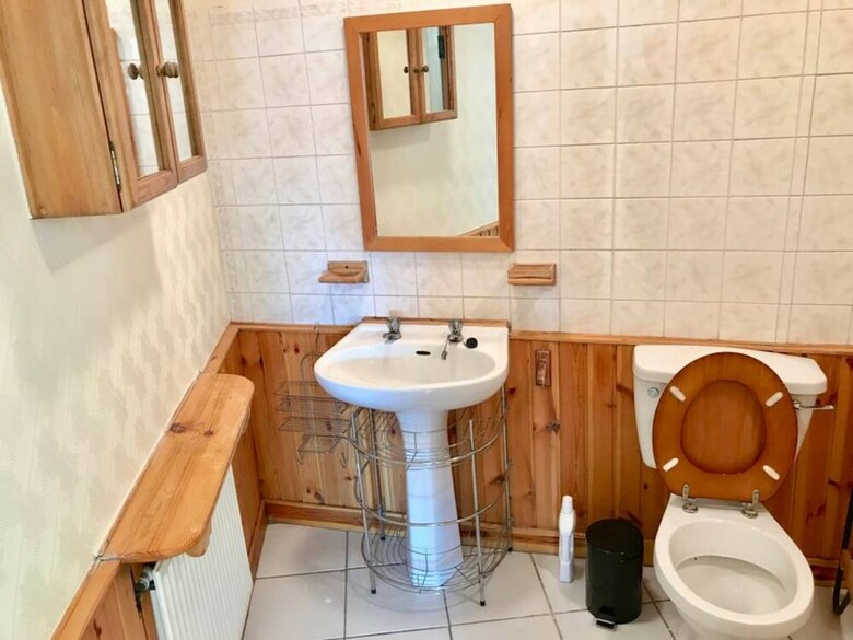Fabulous 6 Bedroom Edinburgh Apartment