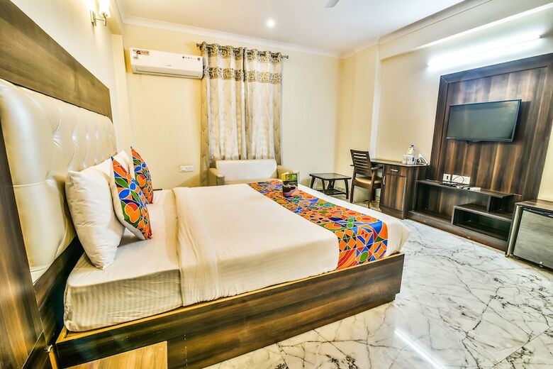 Fabhotel Tavishk