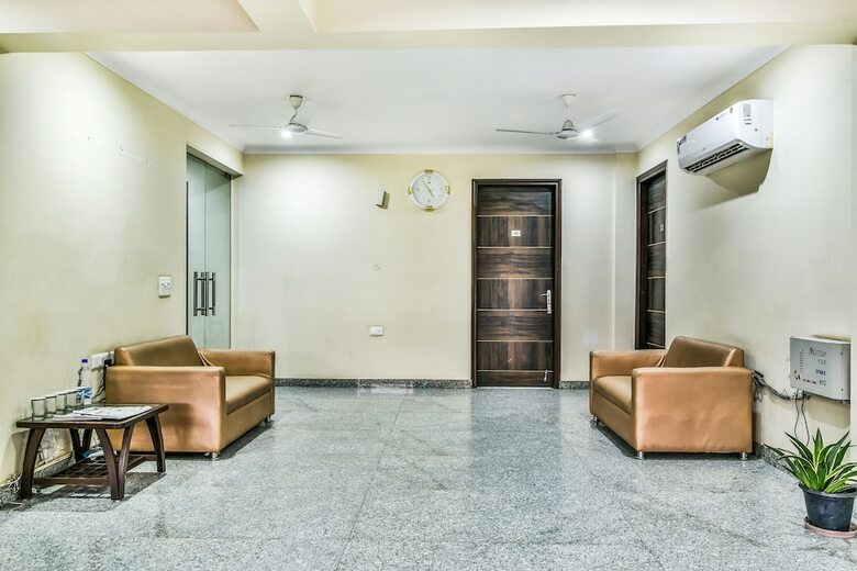 Fabhotel Tavishk