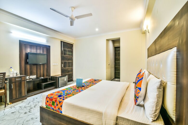Fabhotel Tavishk