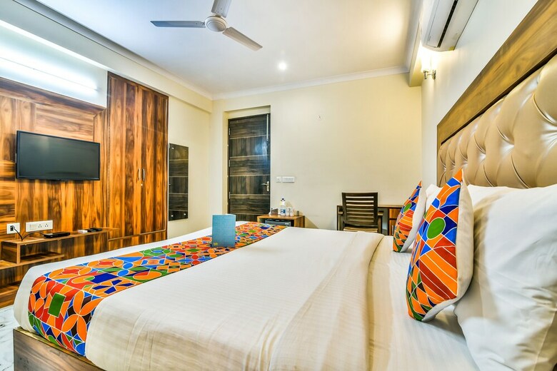 Fabhotel Tavishk