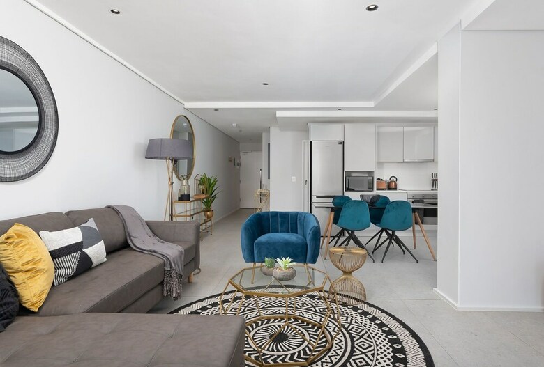 Cosmopolitan Luxury Serviced Apartments