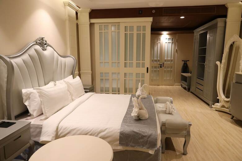 Hotel Regenta Central Rs - Chennai