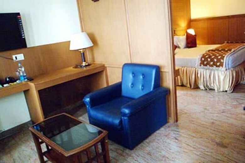 Hotel Raj