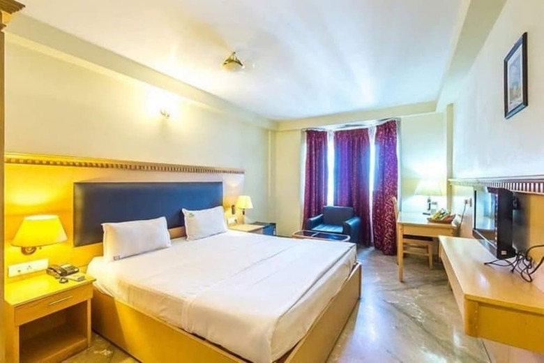 Hotel Raj